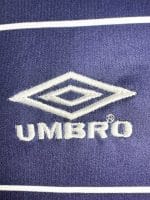 Camiseta retro Manchester United 1999/00 tercera equipación azul marino — foto 6