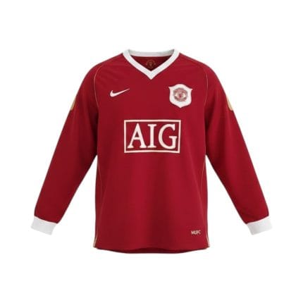 Camiseta retro Manchester United 2006/07 primera equipación manga larga — vista frontal en maniquí