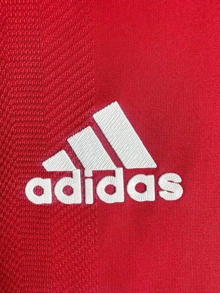 Camiseta retro Manchester United 2021/22 primera equipación — foto 2