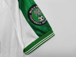 Camiseta retro de la segunda equipación de Nigeria de la temporada 1996, color blanco y verde. — foto 5