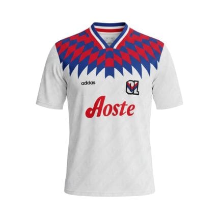 Camiseta retro Olympique de Lyon 1995/96 primera equipación — vista frontal en maniquí