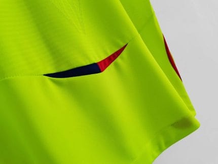 Camiseta retro Olympique de Lyon 2008/09 segunda equipación amarilla fluorescente — foto 2