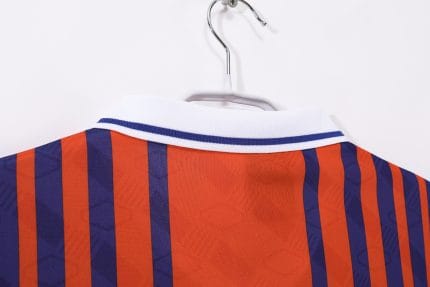 Camiseta retro del PSG de la temporada 1993/94, primera equipación, con patrocinadores Commodore y Tourtel. — foto 2