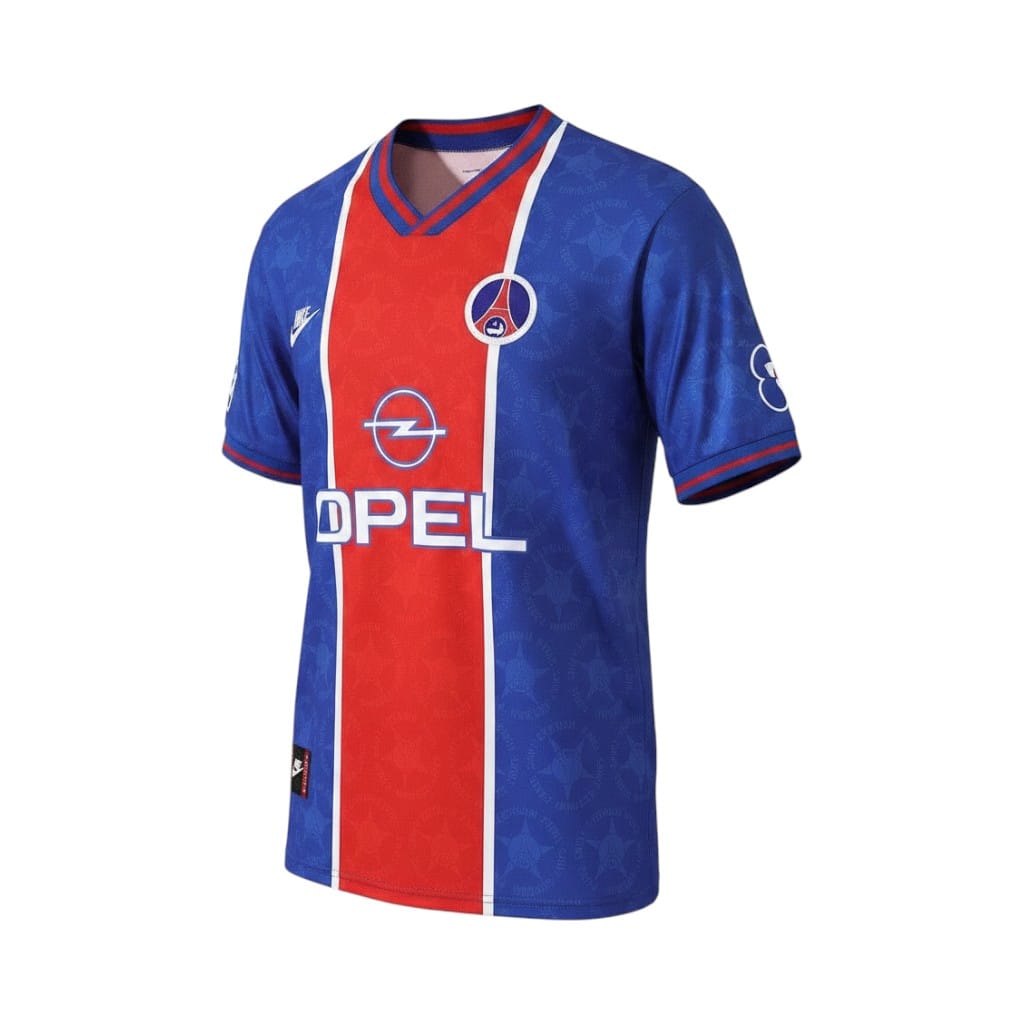 Camiseta retro PSG 1995-96 primera equipación vista frontal en maniquí Camiseta retro PSG 1995-96 primera equipación — vista frontal en maniquí