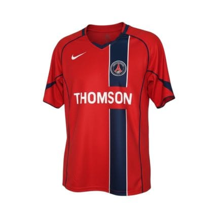 Camiseta retro PSG 2004/05 segunda equipación roja y azul — vista frontal en maniquí
