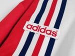 Camiseta retro Rangers 1996/97, segunda equipación, blanca con detalles rojos y azules. — foto 6