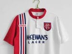 Camiseta retro Rangers 1996/97, segunda equipación, blanca con detalles rojos y azules. — foto 9