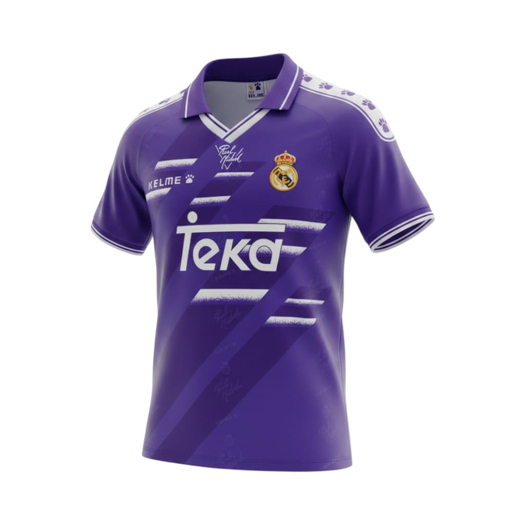 camiseta-retro-real-madrid-1994-96-segunda-equipacion-01 Camiseta retro Real Madrid 1994-96, segunda equipación morada de manga corta. — vista frontal en maniquí