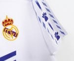 Camiseta retro Real Madrid 1996/97, primera equipación, blanca con detalles azules y sponsor Teka. — foto 5