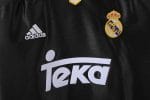 Camiseta retro Real Madrid 1999/01 negra y amarilla de manga larga, segunda equipación — foto 6