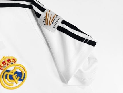 Camiseta retro Real Madrid 2002/03 Primera Equipación — foto 2