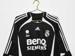 Camiseta retro Real Madrid 2006/07 tercera equipación manga larga — foto 12