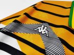 Camiseta retro de fútbol de Sudáfrica, primera equipación de la temporada 1994, marca Kappa, diseño amarillo, negro y blanco. — foto 5