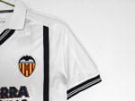 Camiseta retro Valencia CF 2000/01 primera equipación. — foto 7