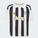 Conjunto primera equipación de fútbol del Juventus para niños, temporada 26/27. Incluye camiseta y pantalón corto.