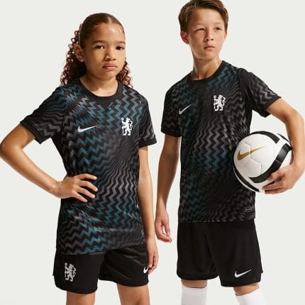 Equipación de portero para niños del Chelsea FC, temporada 2026/27. Kit completo con camiseta, pantalón y medias oficiales.