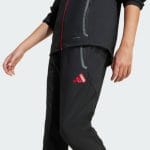 Pantalón de viaje del Liverpool FC para adulto, modelo Tiro 25 Competition, de la equipación visitante 2024-2025.