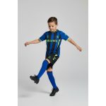 Tercera equipación oficial del Real Betis Balompié para niños de la temporada 2026/27. Conjunto de camiseta y pantalón.