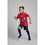 Tercera equipación para niños del Celta de Vigo para la temporada 2026-2027. Conjunto de camiseta y pantalón corto oficial.