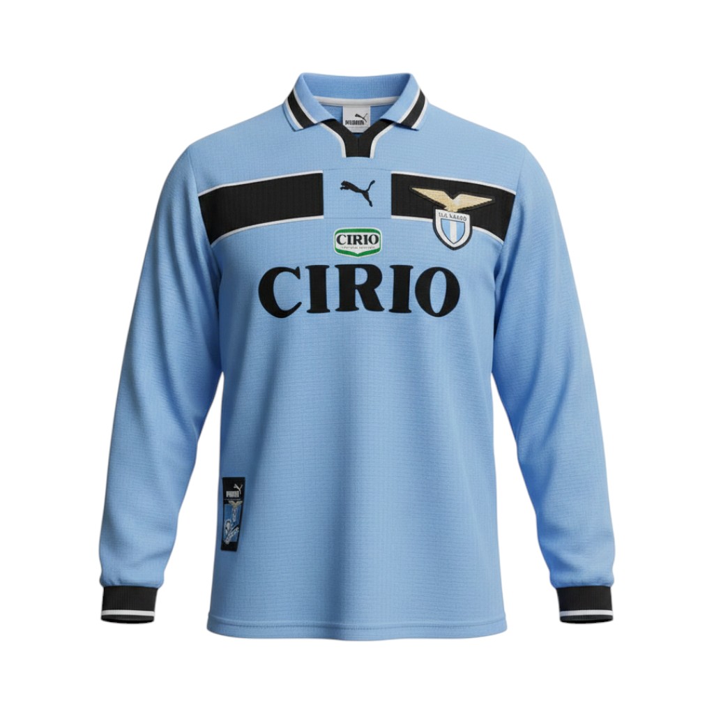 camiseta-retro-lazio-1998-99-primera-equipacion-manga-larga-01 Camiseta retro Lazio 1998/99 primera equipación manga larga — vista frontal en maniquí