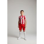 Equipación primera UD Almería para niño temporada 2026/27. Camiseta y pantalón rojiblancos oficiales del club.