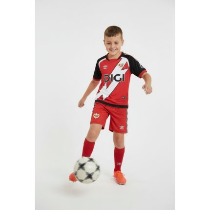 Segunda equipación de fútbol del Rayo Vallecano para niños temporada 26-27. Conjunto de camiseta y pantalón.