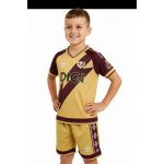 Tercera equipación de fútbol del Rayo Vallecano para niños, temporada 26-27. Camiseta y pantalón oficial para los más pequeños.