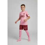Tercera equipación oficial del Valencia CF para niños, temporada 2026/27. Camiseta y pantalón de fútbol infantil.