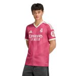 Tercera equipación del Re. Madrid para la temporada 2027. Camiseta de fútbol alternativa para aficionado.