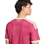 Tercera equipación del Re. Madrid para la temporada 2027. Camiseta de fútbol alternativa para aficionado.